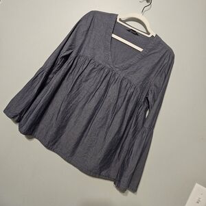 Chic Chambray V-Neck Blouse